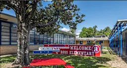 Ross Elementary logo